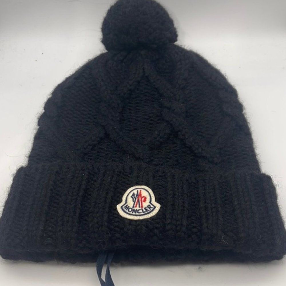 3  Moncler Unisex Pom Pom Wool Rib Knit Logo Beanie Black